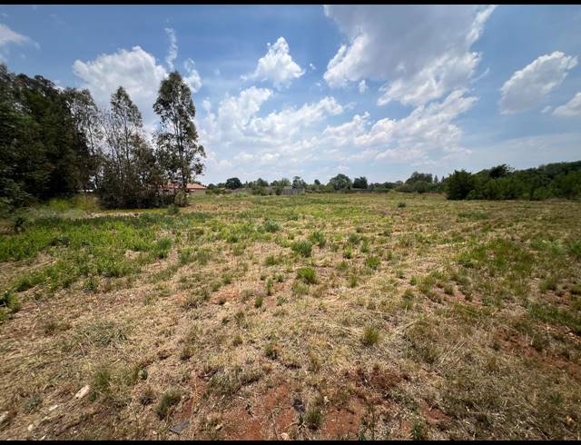 4,065M² VACANT LAND FOR SALE IN HENLEY ON KLIP